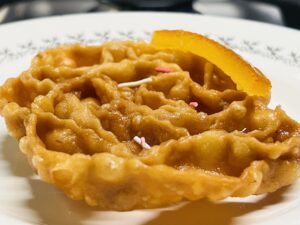 Cartellate, a very Puglia Christmas tradition. Photo by the Puglia Guys.