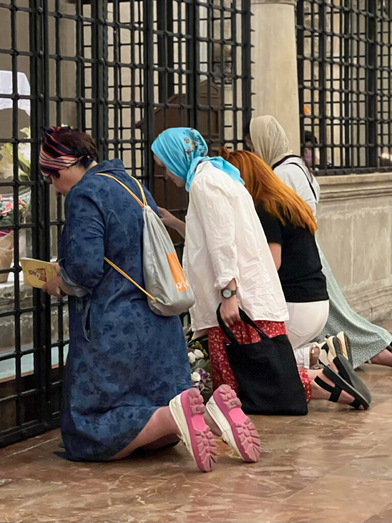 Orthodox worship takes place in the crypt chapel of the Basilica di San Nicola. The basilica also fosters ecumenical unity, welcoming both Catholic and Orthodox worshippers. In 1966, an Orthodox chapel was established in the crypt, and in 2018, Pope Francis convened religious leaders from the Middle East in Bari to pray for peace, reinforcing the city's role as a bridge between East and West.

Photo by the Puglia Guys, Puglia ambassadors. PugliaGuys.com