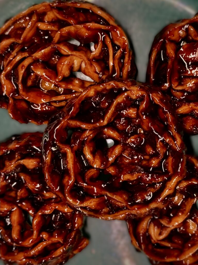 Cartellate, a very Puglia Christmas tradition. Photo by the Puglia Guys.